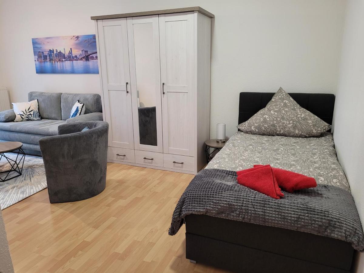 Wohnung In Oberhausen: Zentral & Ruhig, Eigener Eingang Oberhausen  Zewnętrze zdjęcie